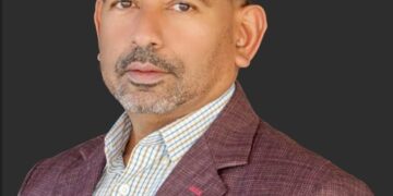 Nelson Gutiérrez denuncia tortura física y mental a presos en cárcel de Baní