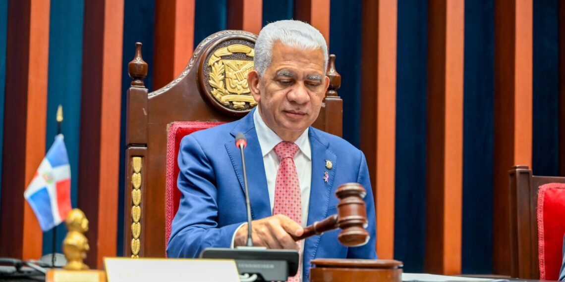 Senado convierte en ley la regulación de la sucesión municipal