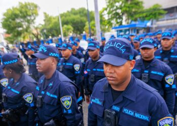 TC anula artículos que penalizaban relaciones homosexuales en Policía y Fuerzas Armadas